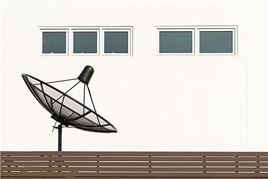 碟形卫星天线,电视天线,旁侧,房子