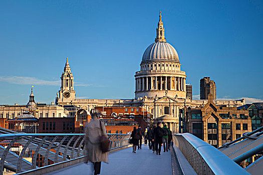 通勤,步行上班,千禧桥,圣保罗大教堂,伦敦,英格兰