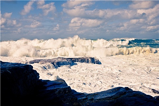 波浪,岩石,海岸线