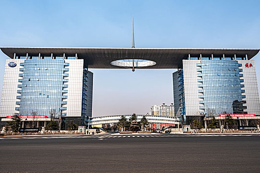 中国长春第一汽车制造厂总部办公楼建筑景观