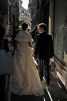 新婚夫妇,靠近,里亚尔托桥,威尼斯,意大利,欧洲