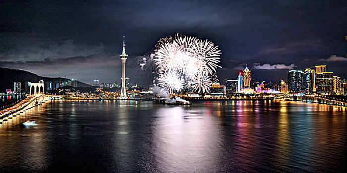 澳门,海面,夜景,灯光,大桥,烟花