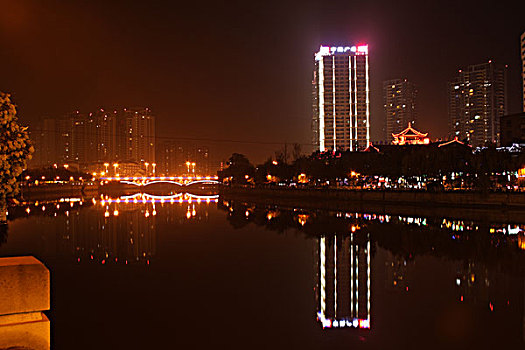 府南河夜景