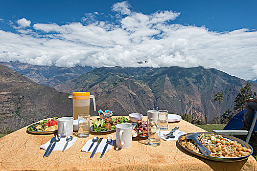 遮盖,桌子,餐饭,正面,山脉全景,秘鲁,南美