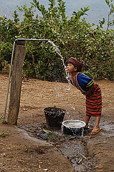 孩子,种族,饮料,水,水龙头,自然,河流,乡村,南方,下巴,缅甸