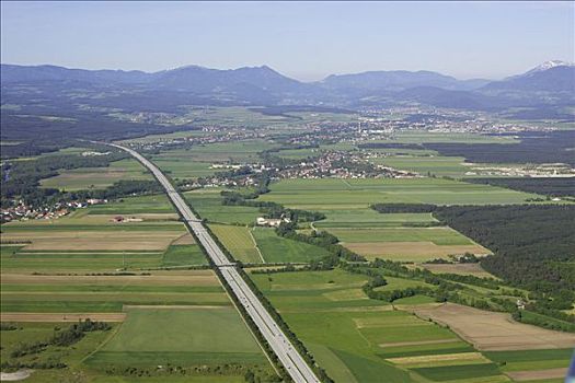 航拍,南方,高速公路,俯视,城镇,山脉,下奥地利州,奥地利