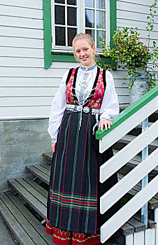 挪威,年轻,18岁,女人,传统,民俗,服饰,白宫,楼梯,连衣裙,衣服