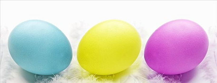 三个,复活节彩蛋,蓝色,黄色,紫色