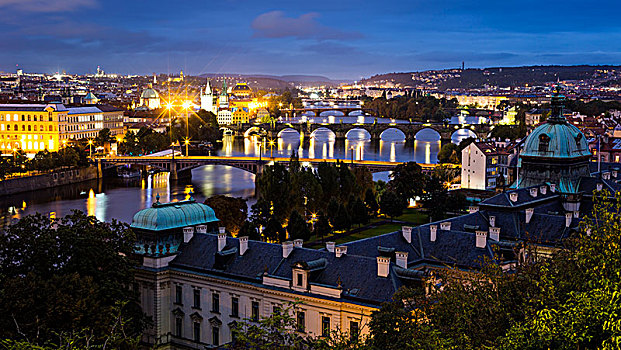 风景,伏尔塔瓦河,城市,黄昏,布拉格,波希米亚,捷克共和国,欧洲
