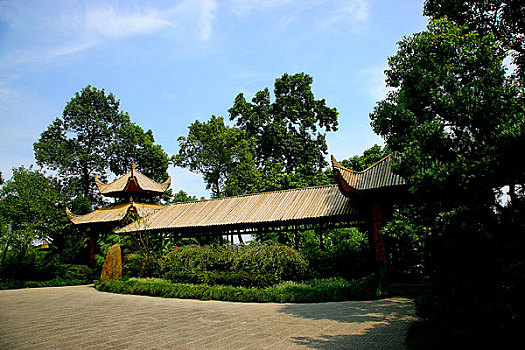 重庆南山植物园园中小亭