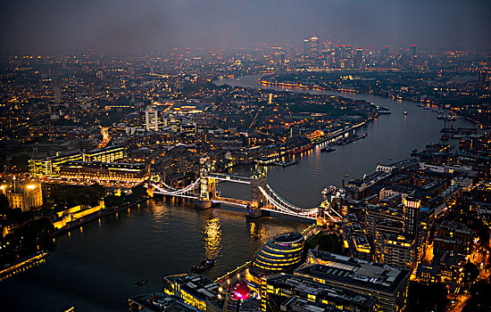 风景,泰晤士河,金丝雀码头,光亮,塔桥,伦敦,市政厅,夜景,航拍,英格兰,英国,欧洲