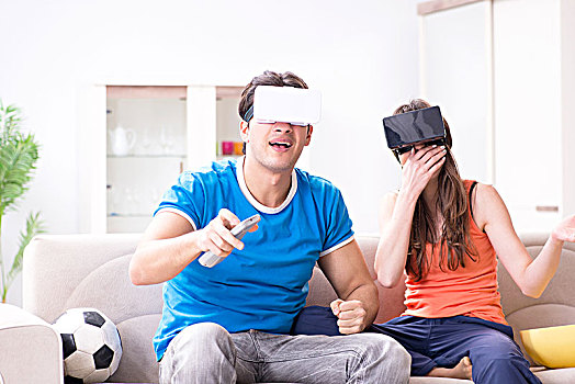 男人,看,足球,虚拟现实,眼镜