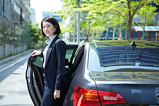 亚洲人,职业女性,汽车
