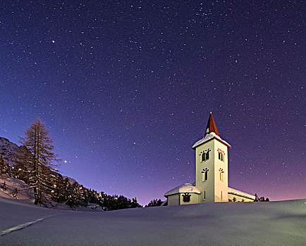 星,教会,围绕,雪,山谷,恩加丁,瑞士,欧洲