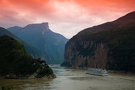 长江三峡翟塘峡