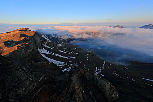 日出长白山