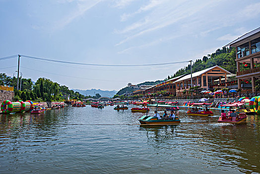 济南大小门牙景区