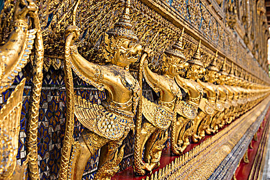 金色,雕塑,魔鬼,监护人,玉佛寺,庙宇,皇宫,曼谷,中心,泰国,亚洲