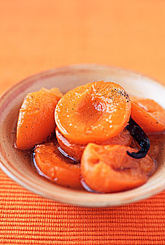 煎制,杏子,香草豆