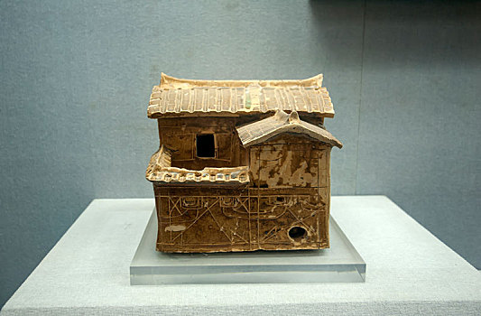 古代陶制房屋