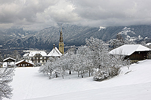 法国,阿尔卑斯山,上萨瓦省,冬天