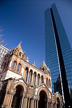 仰视,教堂,摩天大楼,圣三一教堂,约翰-汉考克大厦,波士顿,马萨诸塞,美国