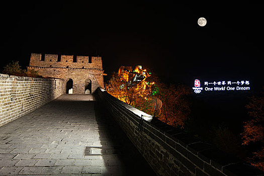 长城夜景