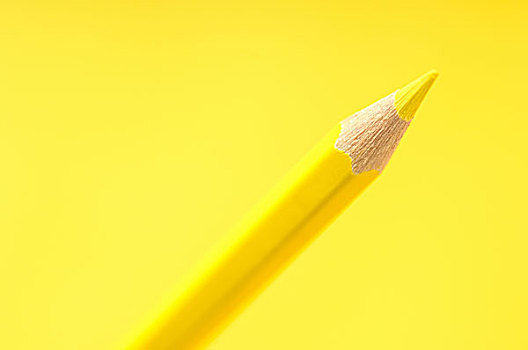 yellow,pencil
