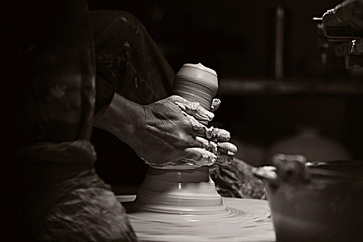 拉坯陶瓷工艺