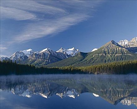 赫伯特湖,班芙国家公园,班芙,落基山脉,艾伯塔省,加拿大
