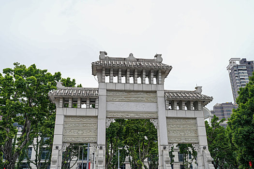 羊城广州阴天的陈家祠古建筑群特写