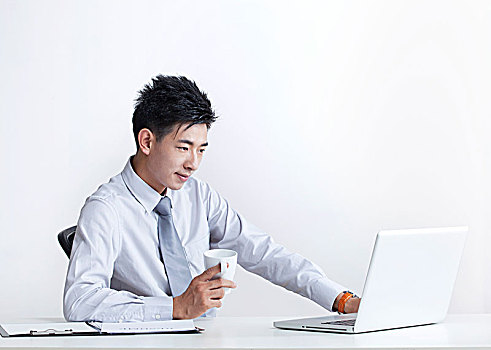 辦公室里的年輕白領