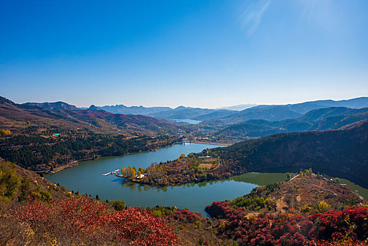 航拍济南红山翠谷景区