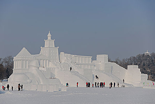 雪雕城堡娱乐场