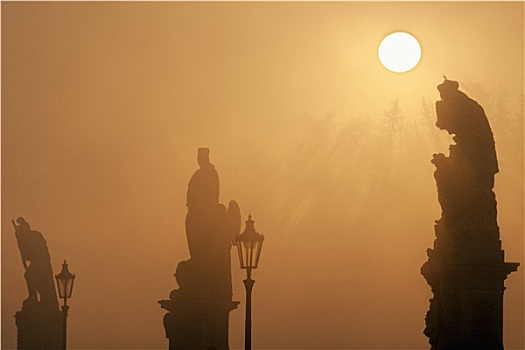 捷克共和国,布拉格,查理大桥,雾状,早晨