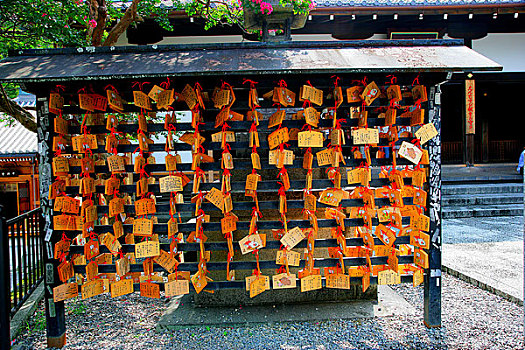 世界文化遗产－－日本清水寺内的许愿牌栏