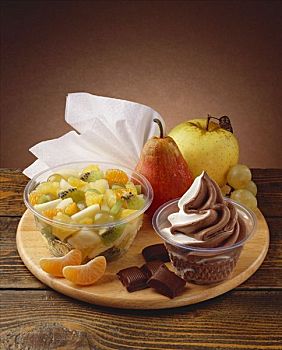 水果沙拉,碗,即食冰淇淋,水果