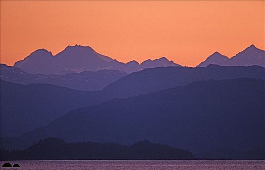 楚加奇山,日落,威廉王子湾,阿拉斯加,美国