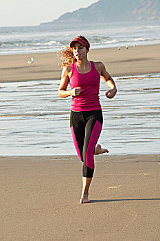 年轻,女人,跑,海滩