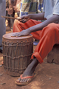 非洲,坦桑尼亚,西部,演奏,刚果人,鼓