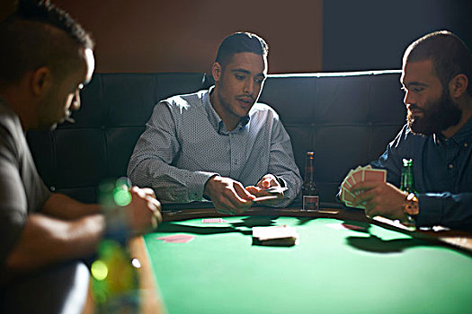 男性,朋友,交易,纸牌,游戏,酒吧,牌桌