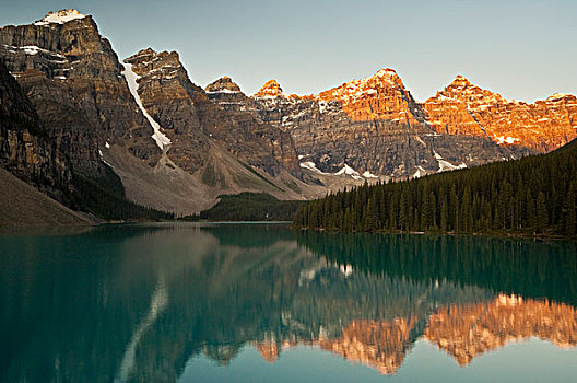 十峰谷,反射,冰碛湖,日出,班芙国家公园,艾伯塔省,加拿大