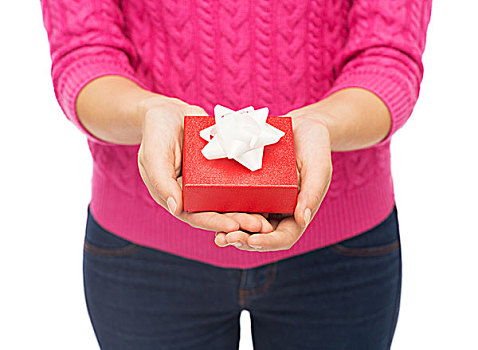 圣诞节,休假,人,概念,特写,女人,粉色,毛衣,拿着,礼盒