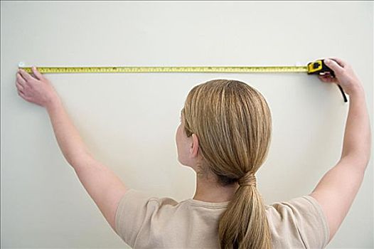 女人,测量,墙壁