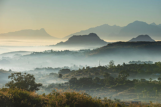 雾,上方,山,日出,围绕,马拉维,非洲