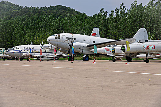 鲁山航空博物馆