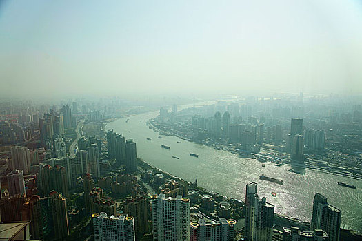 俯拍上海黄浦江两岸建筑