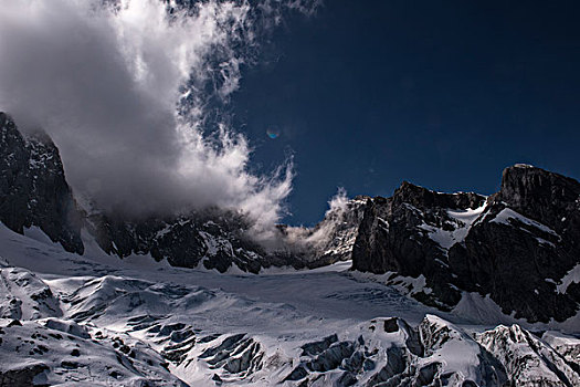 玉龙雪山