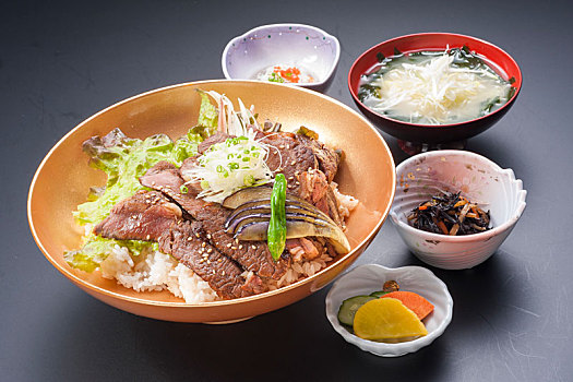碗,米饭,牛排,莴苣,汤,日式