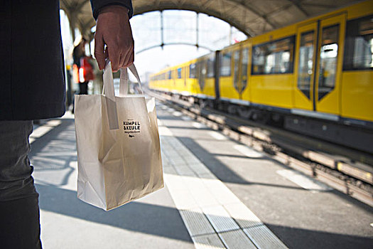 纸袋,塑料袋,地铁,柏林